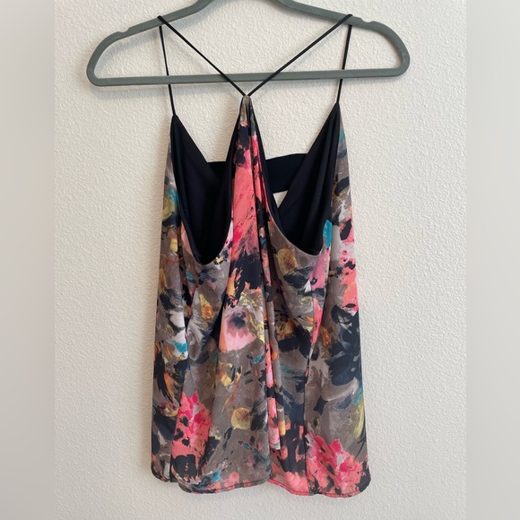 Floral Tank Top - Picture 2 of 4